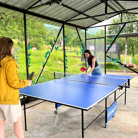 Vila Glamping Wolf Mount Margahovit Exteriér fotografie