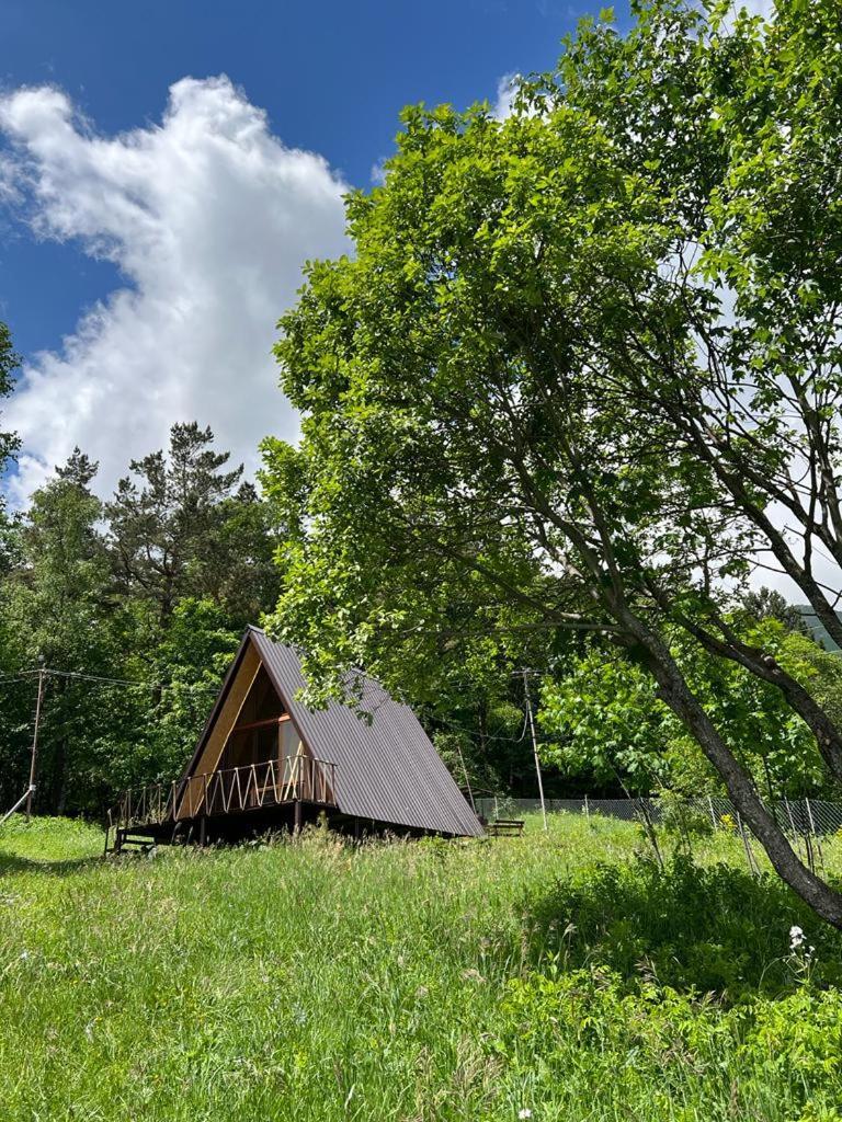 Vila Glamping Wolf Mount Margahovit Pokoj fotografie